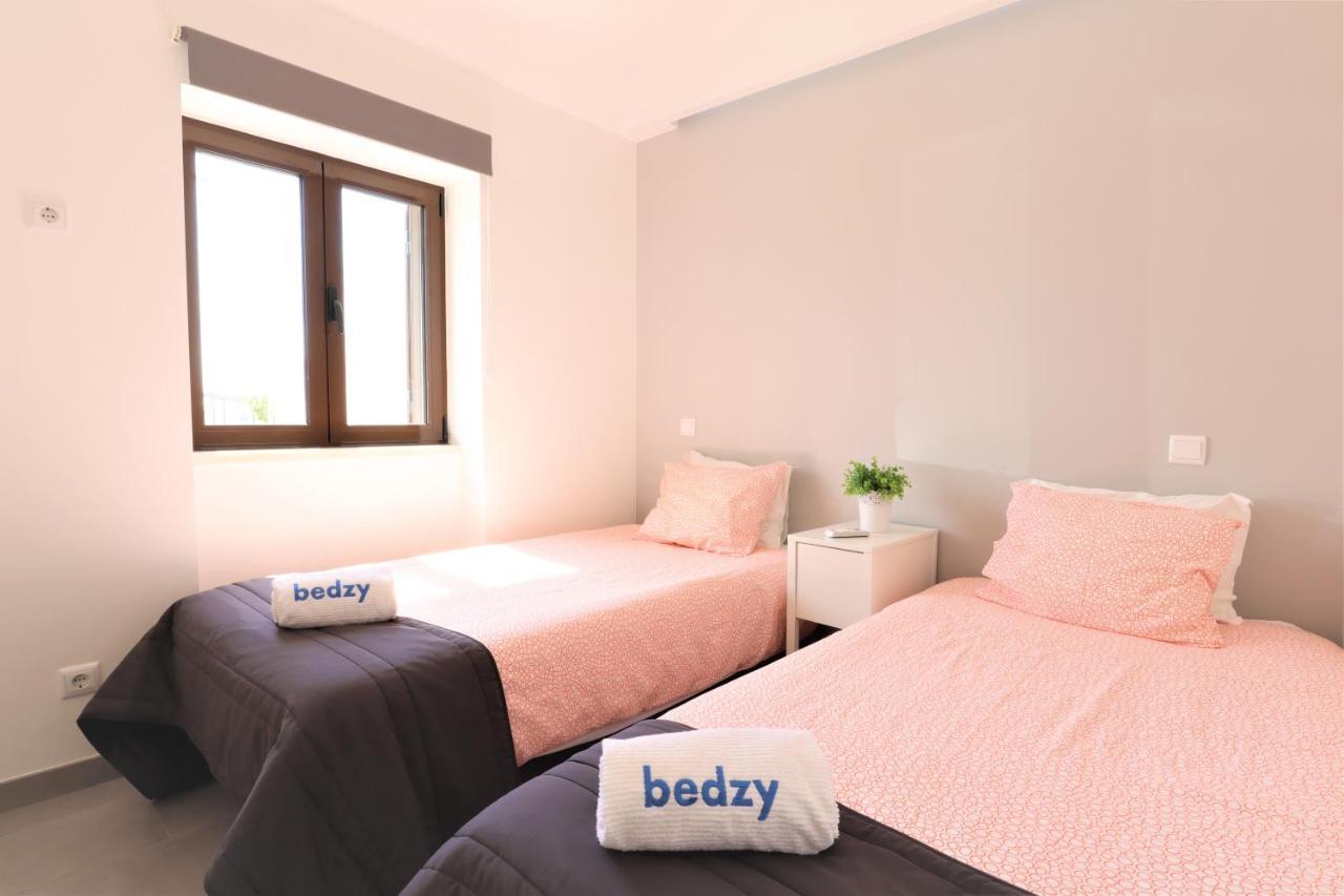 Vila - Mar - Private Outdoor Jacuzzi - Wifi & Airco - By Bedzy อัลบูเฟรา ภายนอก รูปภาพ